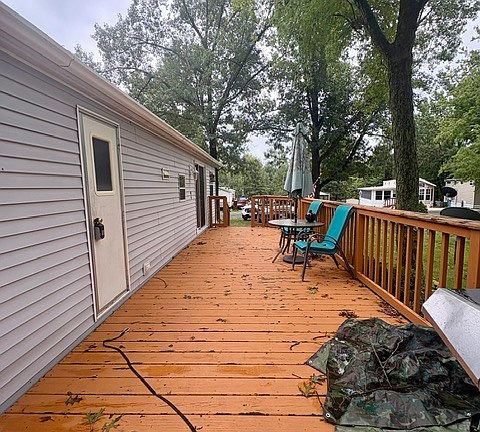 5th image of 8/25 Woodhaven Dr E