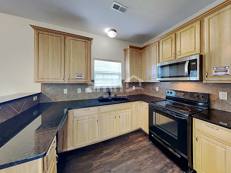 2948 Clover Rd NW — Photo 3