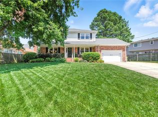 4704 Haygood Point Rd, Virginia Beach, VA 23455