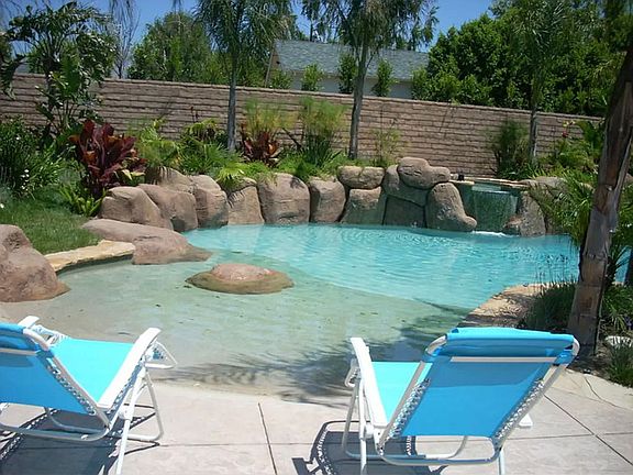Beach entry into lagoon pool