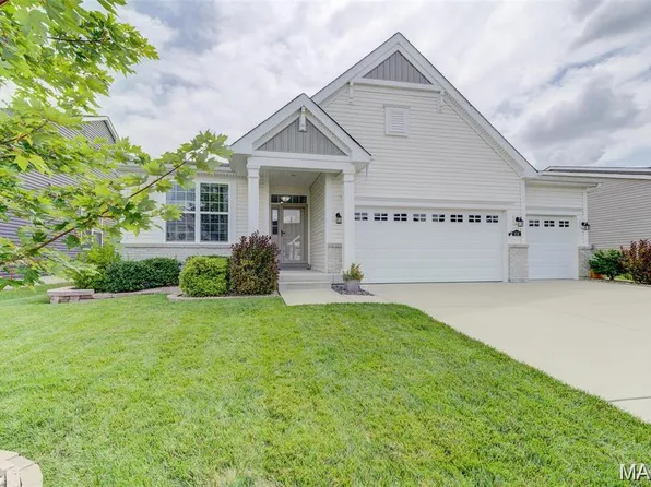 656 Moffett Laurel Dr, Lake Saint Louis, MO 63367
