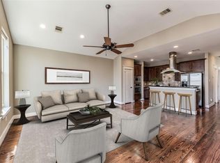 114 Riley Ln, Houston, TX 77003