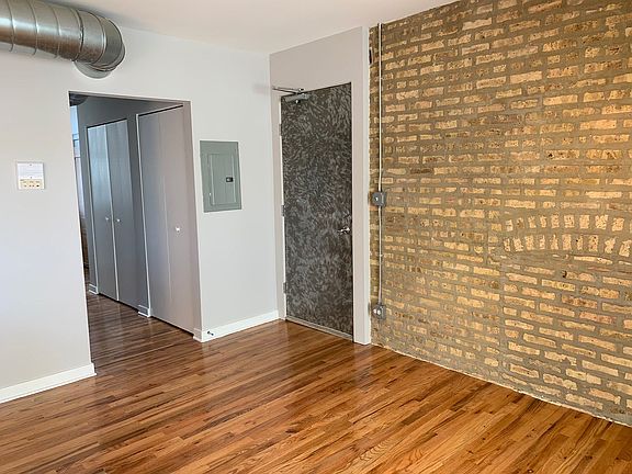 5th image of 2000 W Birchwood Ave #2002-2
