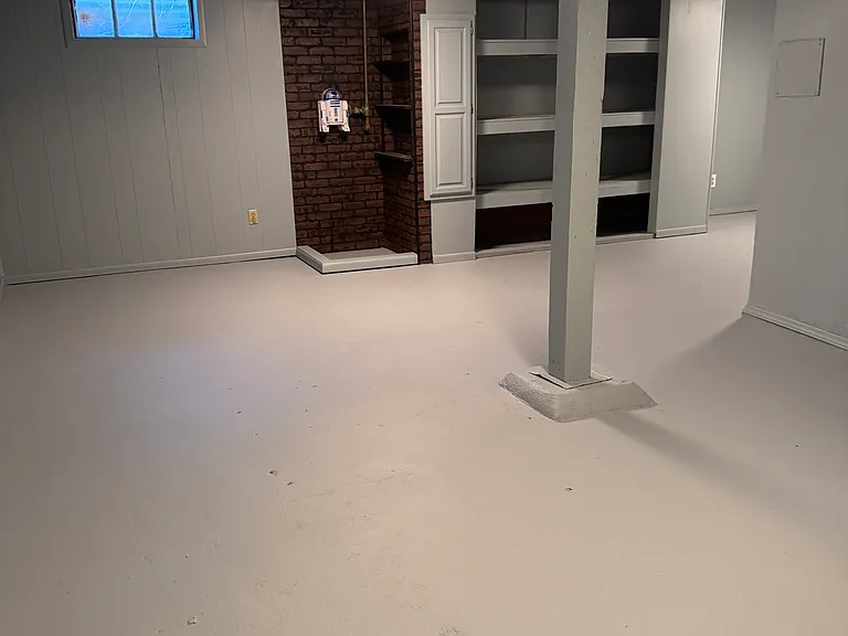 1527 N Woodland Ave — Photo 13