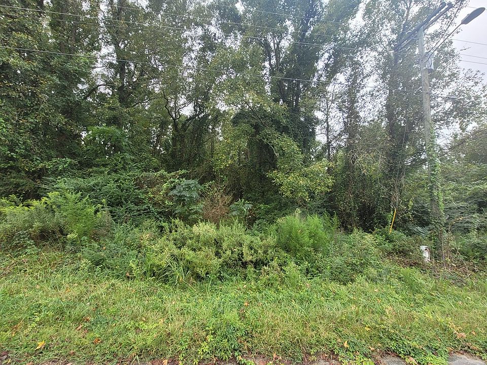 2nd image of 4462 Owens Family Road