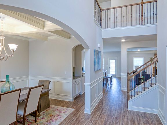 5th image of 127 Chesire Cove Ln