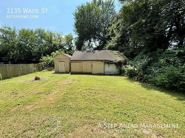 3135 Wade St — Photo 22