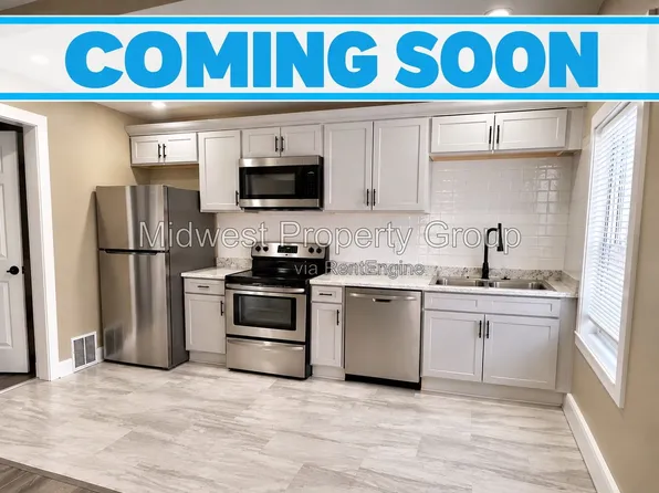 3405 Saint Mark Ln, Saint Ann, MO 63074