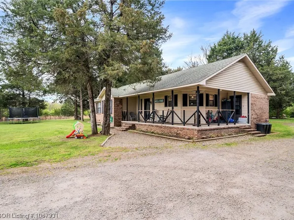 28591 Us Highway 59 Rd S, Poteau, OK 74953