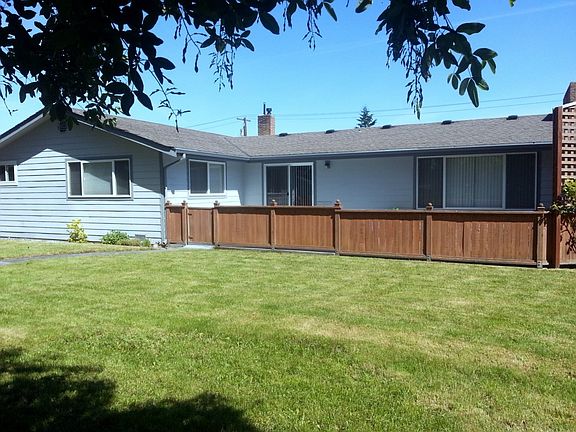 5th image of 1089 SE 6th Ave
