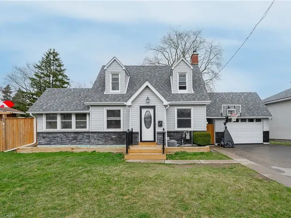 23 Clench Ave, Brantford, ON N3T 1B7