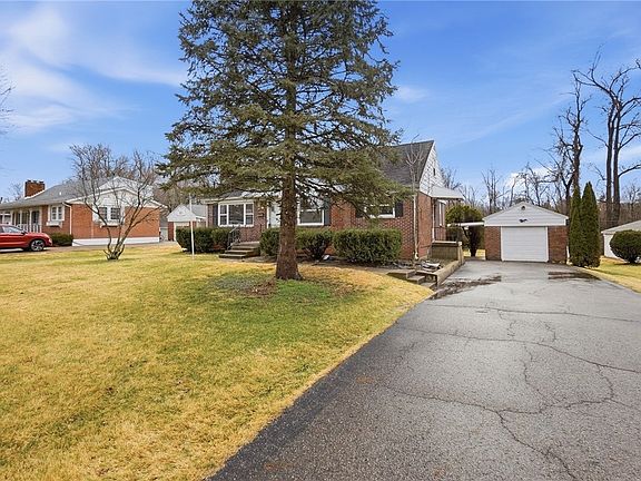 2nd image of 1421 Seminole Ave