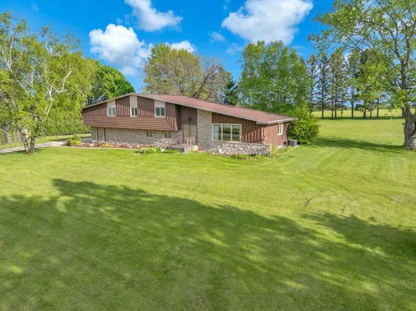 W2378 Capital DRIVE, Campbellsport, WI 53010