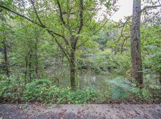 136 Melrose Station Rd, Walland, TN 37886