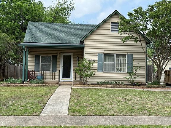 3rd image of 425 E Eufaula St