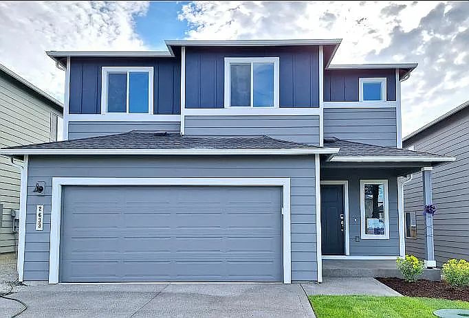 1st image of 2633 Leaning Oak Pl SE