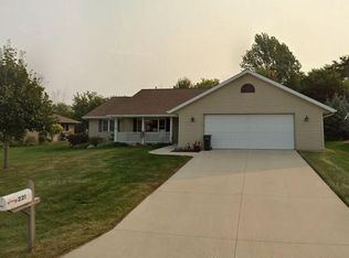 221 N 6th St, Sheboygan Falls, WI 53085