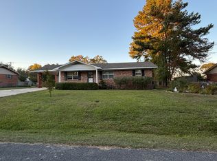 721 Enslen St SW, Hartselle, AL 35640