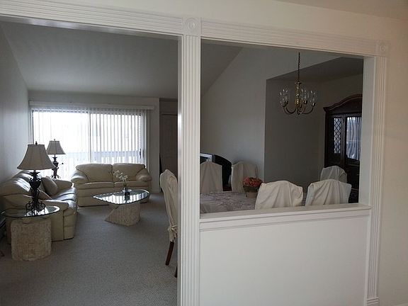5th image of 6560 W Belmont Ave #302D