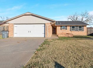 6003 SW Park Ave, Lawton, OK 73505