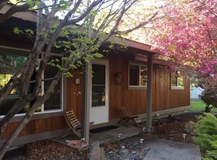 21078 Thomas Dr, Bend, OR 97702