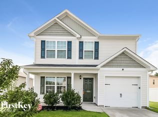 6343 Slopeside Ct, Raleigh, NC 27610