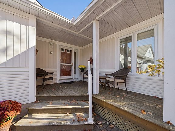 2nd image of 47 Springwood Cres