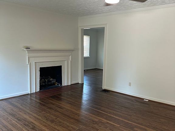 3rd image of 1015 Lanier Ave