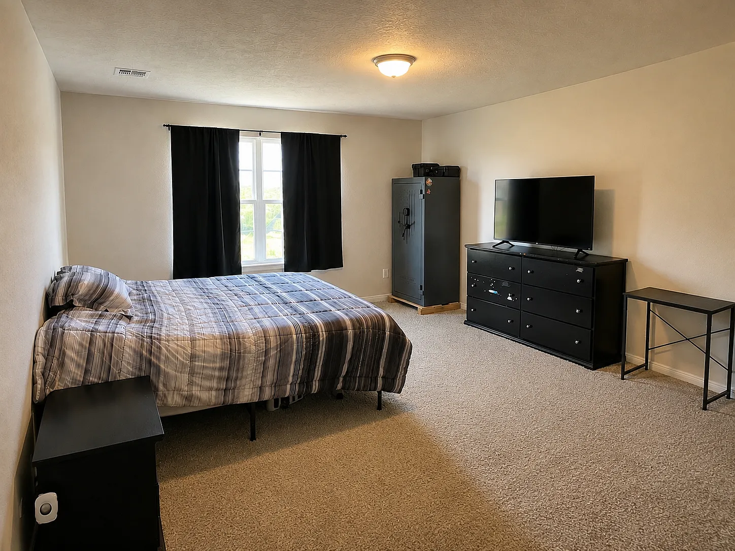 413 Fort Dix Ln — Photo 3