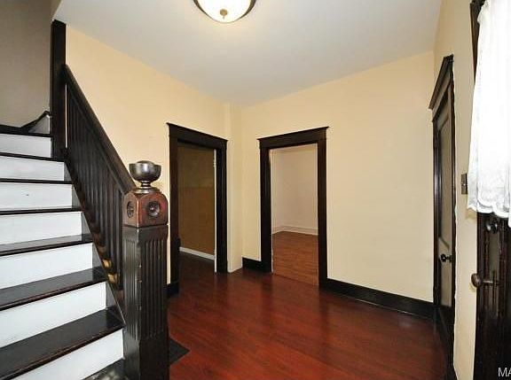 3rd image of 4858 Allemania St