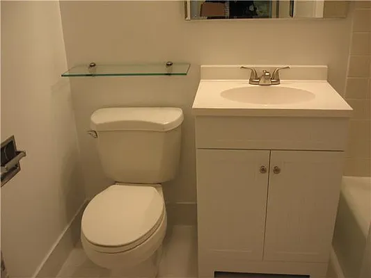 Rented by RELO REDAC INC. | media 15