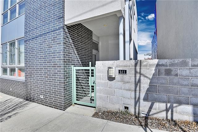 1st image of 511 Oak St #6