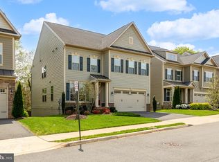 9087 Bear Branch Pl, Fairfax, VA 22031