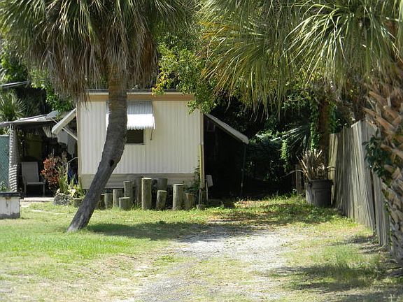 5th image of 151 Jackson Ave