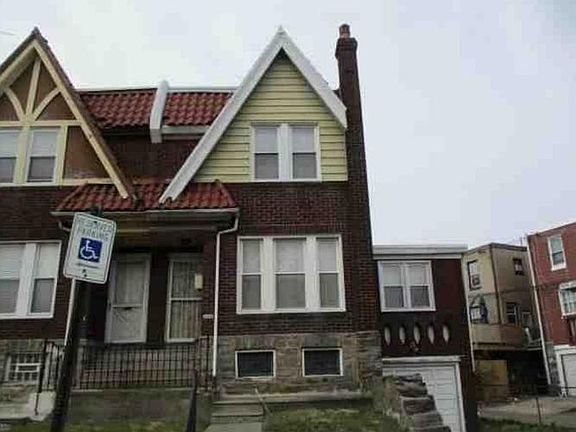2nd image of 1992 W Cheltenham Ave