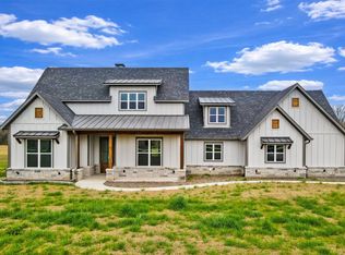 2667 Vz County Road 3820, Wills Pt, TX 75169