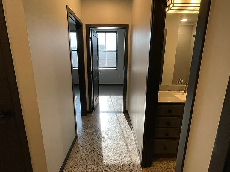 403 W Norfolk Ave #205 — Photo 16