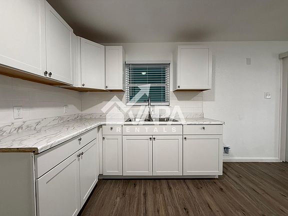 2nd image of 174 Daytona Dr