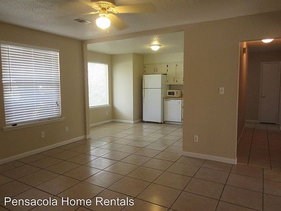 4th image of 7011 Balboa Dr