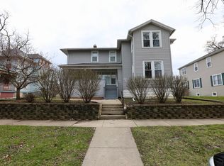 704-706 Oneida St, Joliet, IL 60435