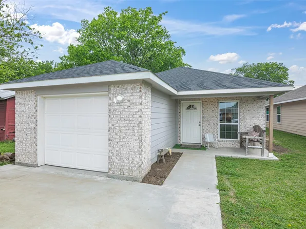 705 E South St, Itasca, TX 76055