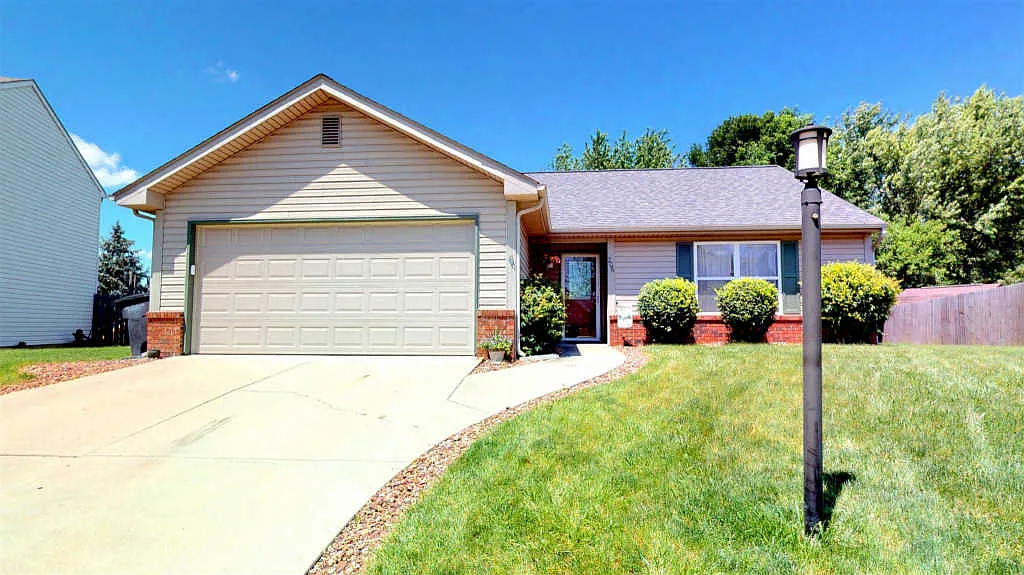 206 Cromwell Ct photo 1