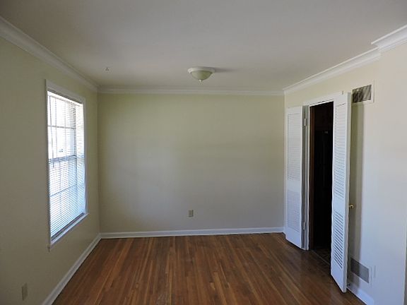 4th image of 1625 Lehr Dr