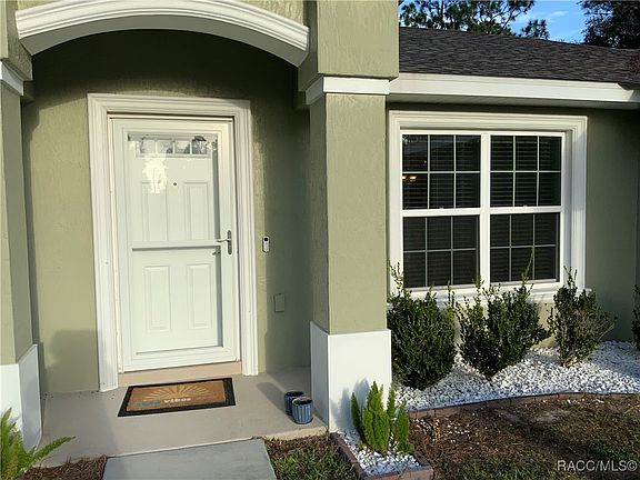 3rd image of 9572 N Emellia Ave