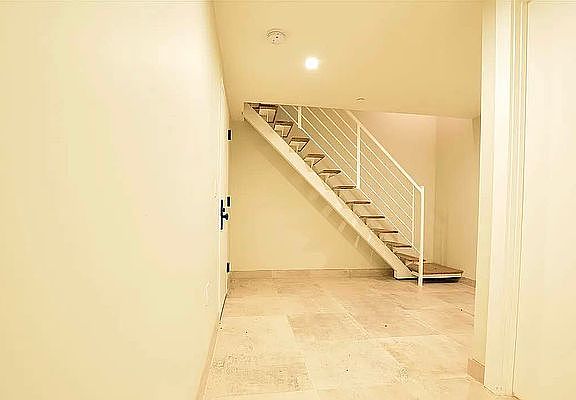 2nd image of 492 Gates Ave #1R