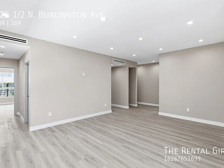 225 1/2 N Burlington Ave — Photo 4