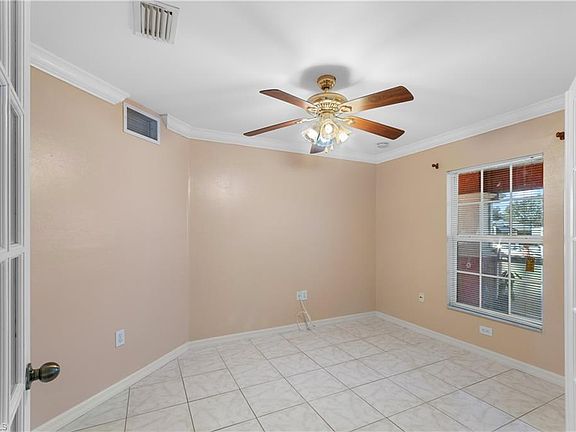 4th image of 804 Donald AVE N
