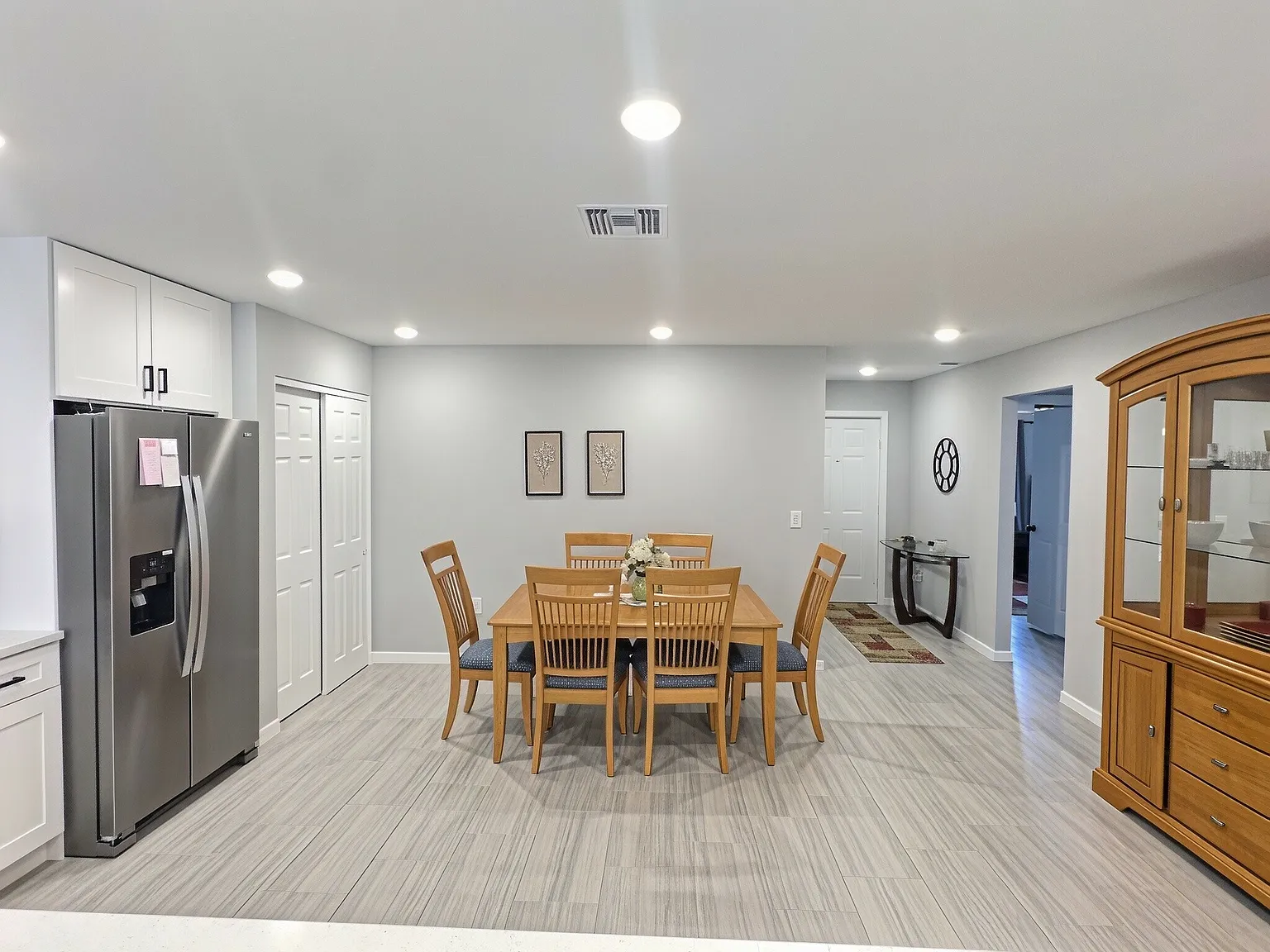 3 bed, 1347 sqft, $2,100 — Photo 4