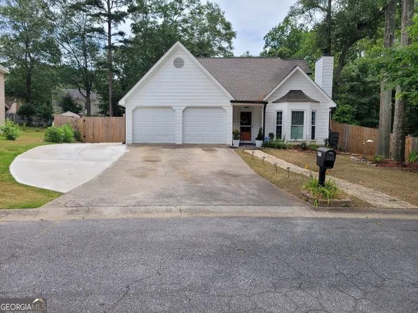 4016 Sharon Woods Dr, Powder Springs, GA 30127