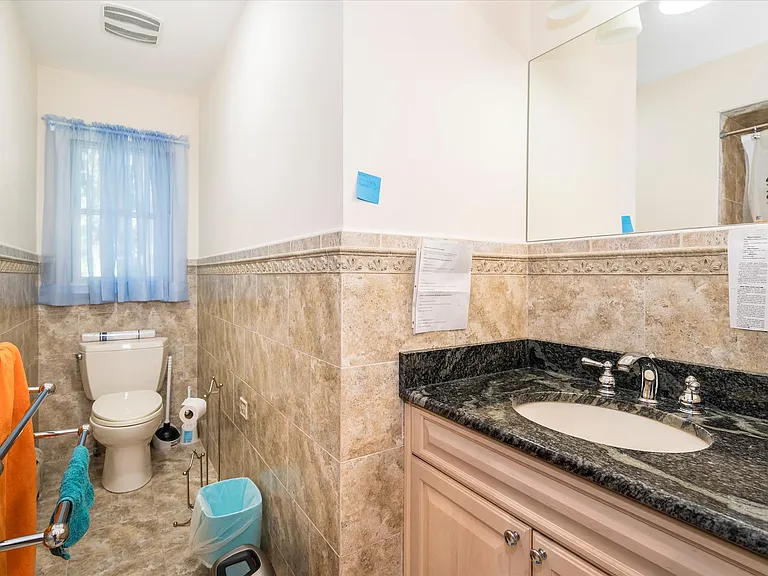 16 Norwood Ave — Photo 31
